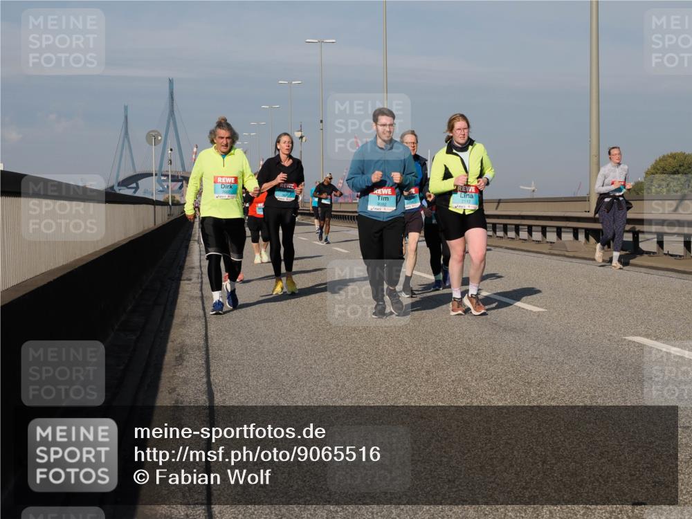 03.10.2025 - Köhlbrandbrückenlauf Fabian Wolf http://msf.ph/oto/9065516 03.10.2025 10:08:34 Position 3 2112 meine-sportfotos.de