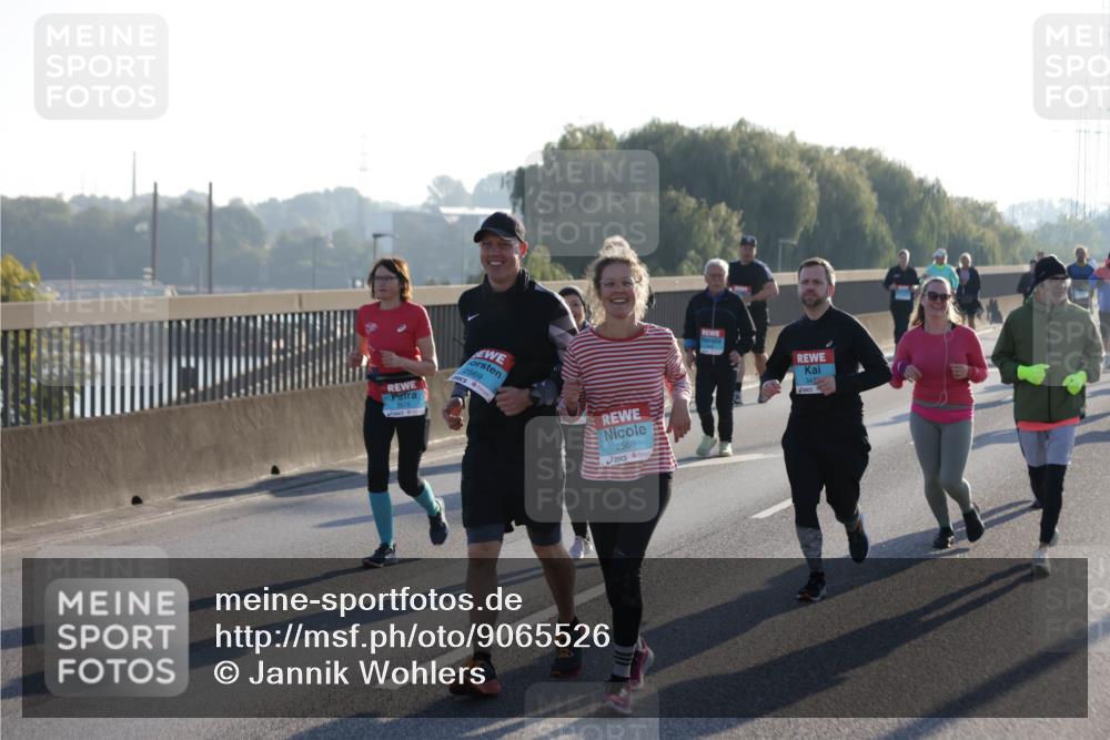03.10.2025 - Köhlbrandbrückenlauf Jannik Wohlers http://msf.ph/oto/9065526 03.10.2025 09:26:28 Position 3 2569, 2568, 347 meine-sportfotos.de