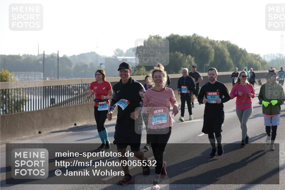 03.10.2025 - Köhlbrandbrückenlauf Jannik Wohlers http://msf.ph/oto/9065532 03.10.2025 09:26:28 Position 3 2568, 3475 meine-sportfotos.de