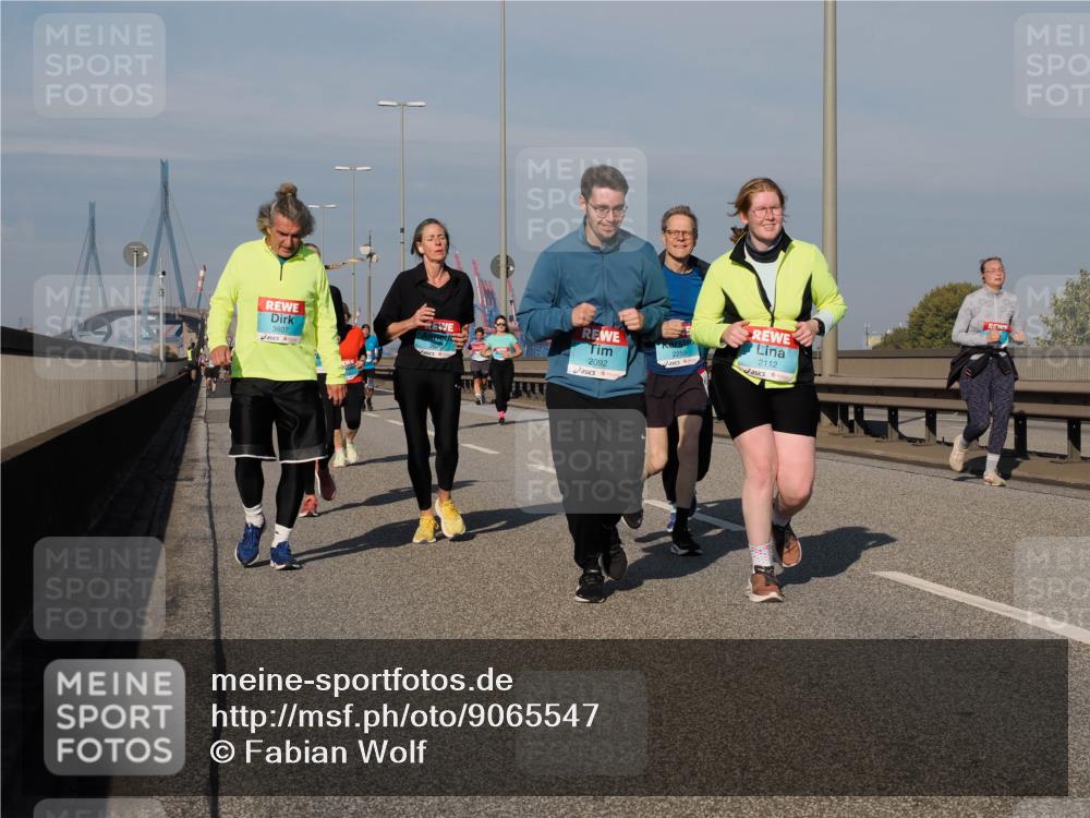 03.10.2025 - Köhlbrandbrückenlauf Fabian Wolf http://msf.ph/oto/9065547 03.10.2025 10:08:35 Position 3 3607, 2092, 2112 meine-sportfotos.de