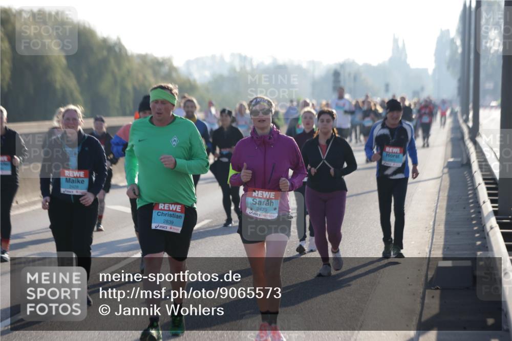 03.10.2025 - Köhlbrandbrückenlauf Jannik Wohlers http://msf.ph/oto/9065573 03.10.2025 09:26:33 Position 3 2428, 2839, 2479 meine-sportfotos.de