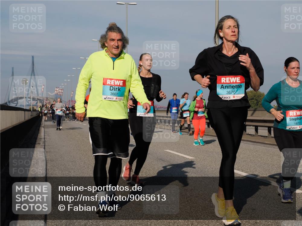 03.10.2025 - Köhlbrandbrückenlauf Fabian Wolf http://msf.ph/oto/9065613 03.10.2025 10:08:38 Position 3 3607, 22, 3670, 1872 meine-sportfotos.de