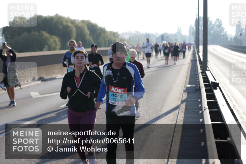 03.10.2025 - Köhlbrandbrückenlauf Jannik Wohlers http://msf.ph/oto/9065641 03.10.2025 09:26:39 Position 3 2971 meine-sportfotos.de