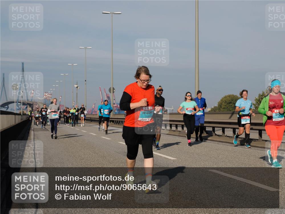 03.10.2025 - Köhlbrandbrückenlauf Fabian Wolf http://msf.ph/oto/9065643 03.10.2025 10:08:41 Position 3 2135, 366 meine-sportfotos.de