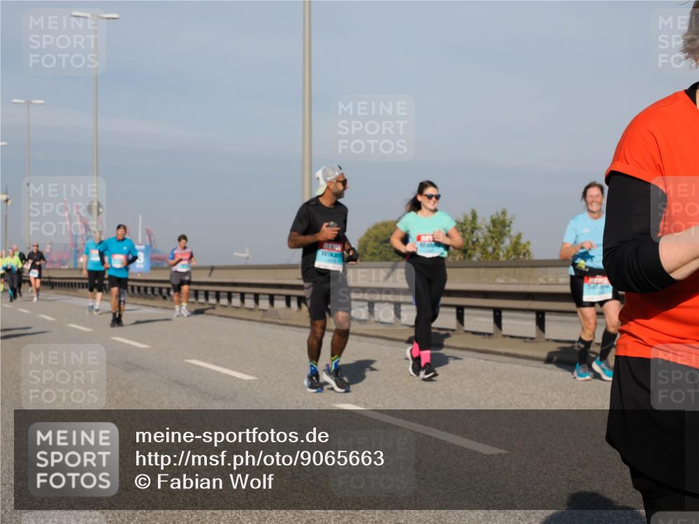 03.10.2025 - Köhlbrandbrückenlauf Fabian Wolf http://msf.ph/oto/9065663 03.10.2025 10:08:43 Position 3  meine-sportfotos.de