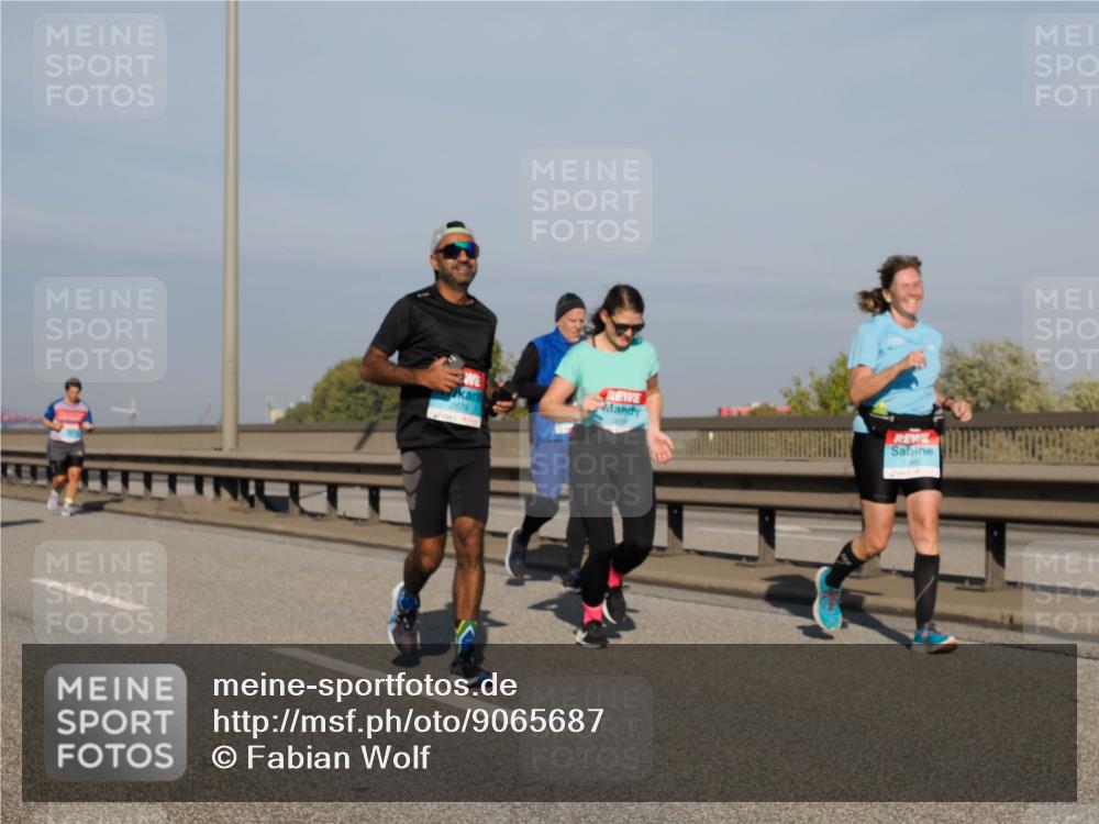 03.10.2025 - Köhlbrandbrückenlauf Fabian Wolf http://msf.ph/oto/9065687 03.10.2025 10:08:44 Position 3  meine-sportfotos.de