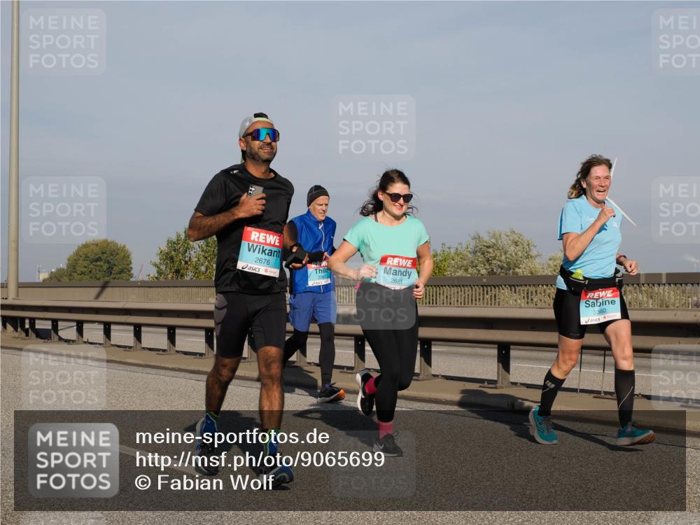 03.10.2025 - Köhlbrandbrückenlauf Fabian Wolf http://msf.ph/oto/9065699 03.10.2025 10:08:45 Position 3 2676, 2067, 2681, 3360 meine-sportfotos.de