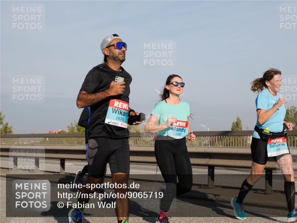 03.10.2025 - Köhlbrandbrückenlauf Fabian Wolf http://msf.ph/oto/9065719 03.10.2025 10:08:46 Position 3 2676, 2681, 3360 meine-sportfotos.de