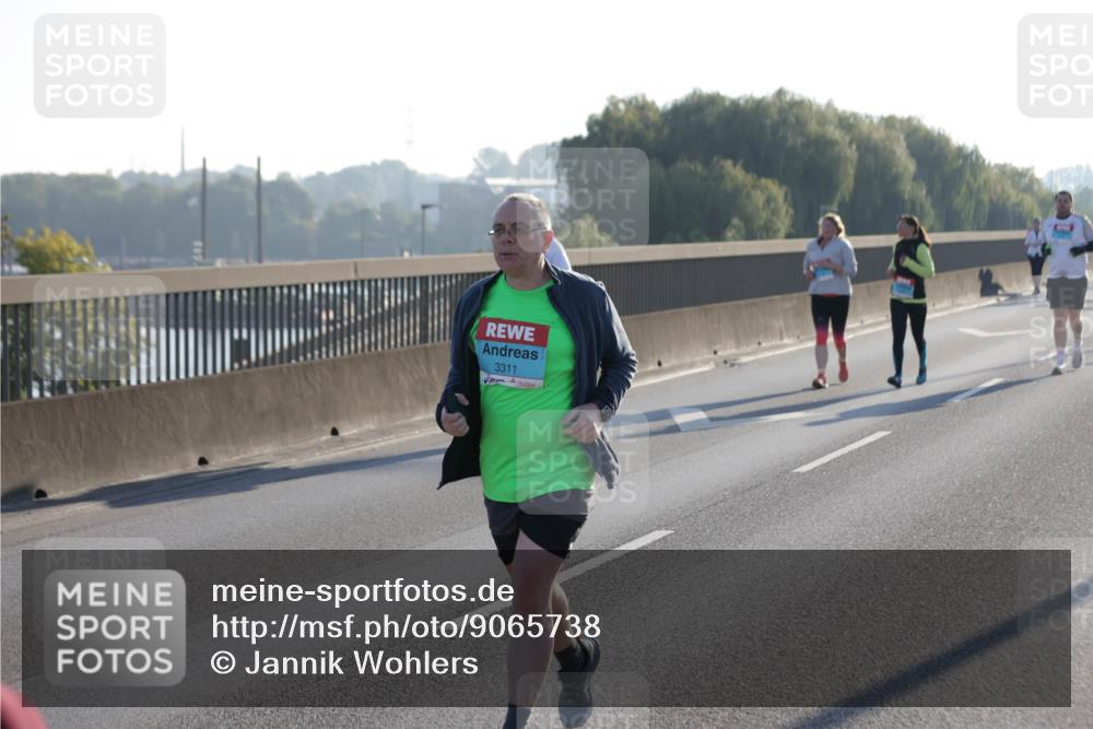 03.10.2025 - Köhlbrandbrückenlauf Jannik Wohlers http://msf.ph/oto/9065738 03.10.2025 09:26:44 Position 3 3311 meine-sportfotos.de