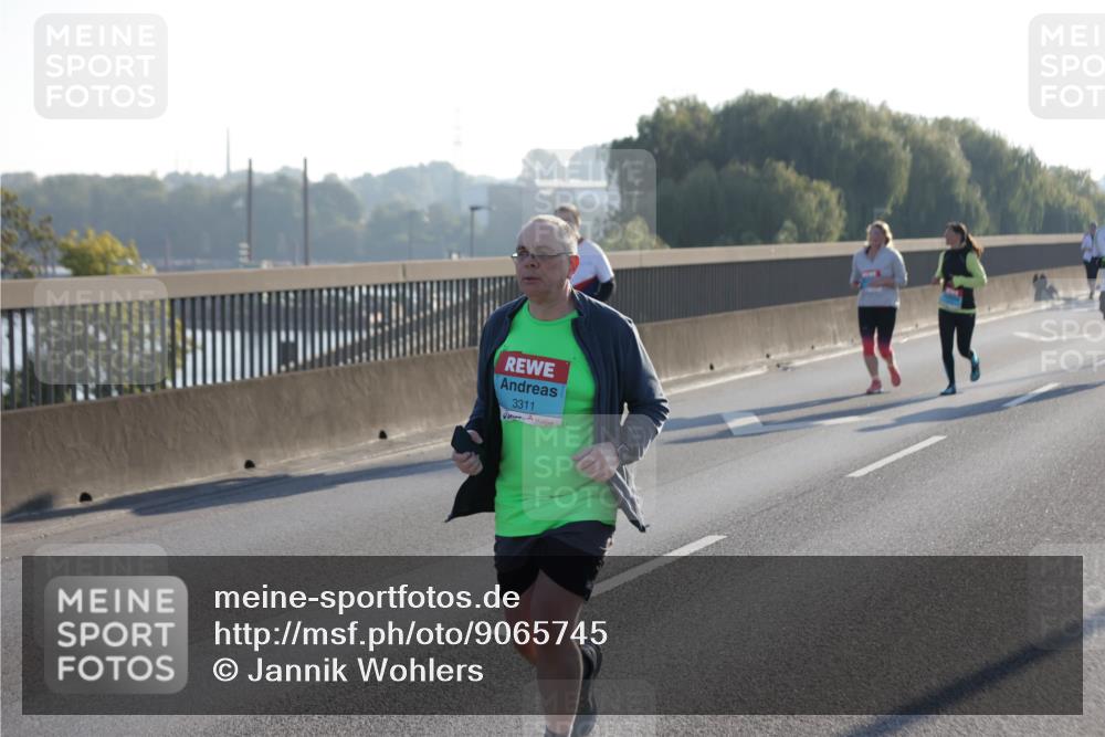 03.10.2025 - Köhlbrandbrückenlauf Jannik Wohlers http://msf.ph/oto/9065745 03.10.2025 09:26:44 Position 3 3311 meine-sportfotos.de