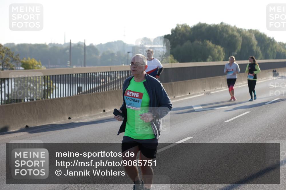 03.10.2025 - Köhlbrandbrückenlauf Jannik Wohlers http://msf.ph/oto/9065751 03.10.2025 09:26:44 Position 3 3311 meine-sportfotos.de
