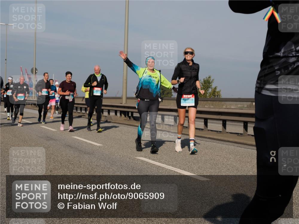 03.10.2025 - Köhlbrandbrückenlauf Fabian Wolf http://msf.ph/oto/9065909 03.10.2025 10:08:59 Position 3 2845 meine-sportfotos.de