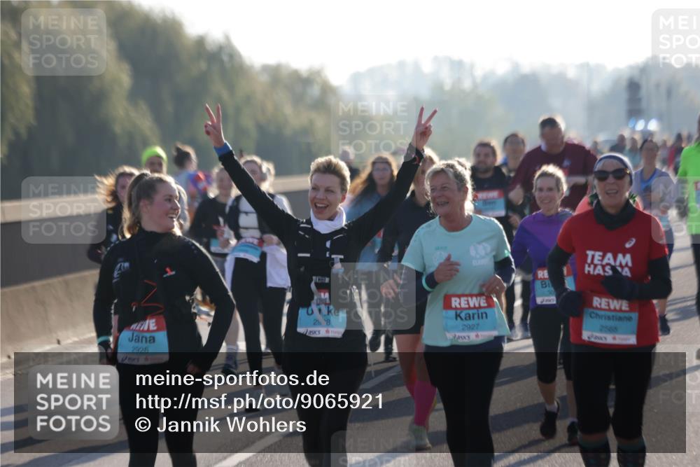 03.10.2025 - Köhlbrandbrückenlauf Jannik Wohlers http://msf.ph/oto/9065921 03.10.2025 09:26:57 Position 3 2927, 25, 8, 2926, 2565 meine-sportfotos.de