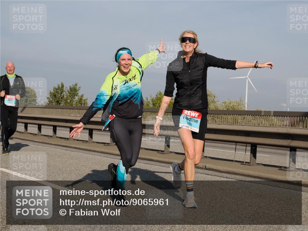 03.10.2025 - Köhlbrandbrückenlauf Fabian Wolf http://msf.ph/oto/9065961 03.10.2025 10:09:01 Position 3 3256, 2845 meine-sportfotos.de