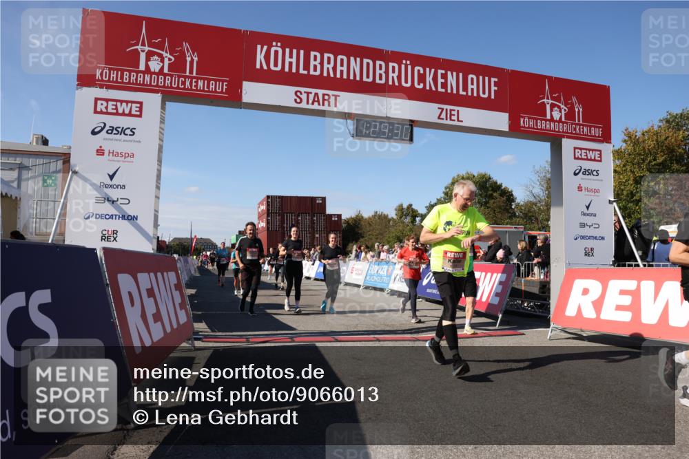 03.10.2025 - Köhlbrandbrückenlauf Lena Gebhardt http://msf.ph/oto/9066013 03.10.2025 13:29:31 Ziel 5340, 5366, 5470, 5482, 5514, 5601, 6156, 6334, 6335, 6336, 6351, 6387, 6439, 6539, 6543, 6554, 6555 meine-sportfotos.de