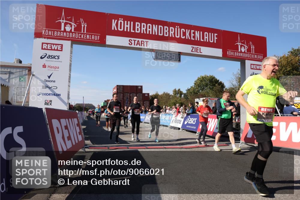 03.10.2025 - Köhlbrandbrückenlauf Lena Gebhardt http://msf.ph/oto/9066021 03.10.2025 13:29:31 Ziel 5340, 5366, 5470, 5482, 5514, 5601, 6156, 6334, 6335, 6336, 6351, 6387, 6439, 6539, 6543, 6554, 6555 meine-sportfotos.de