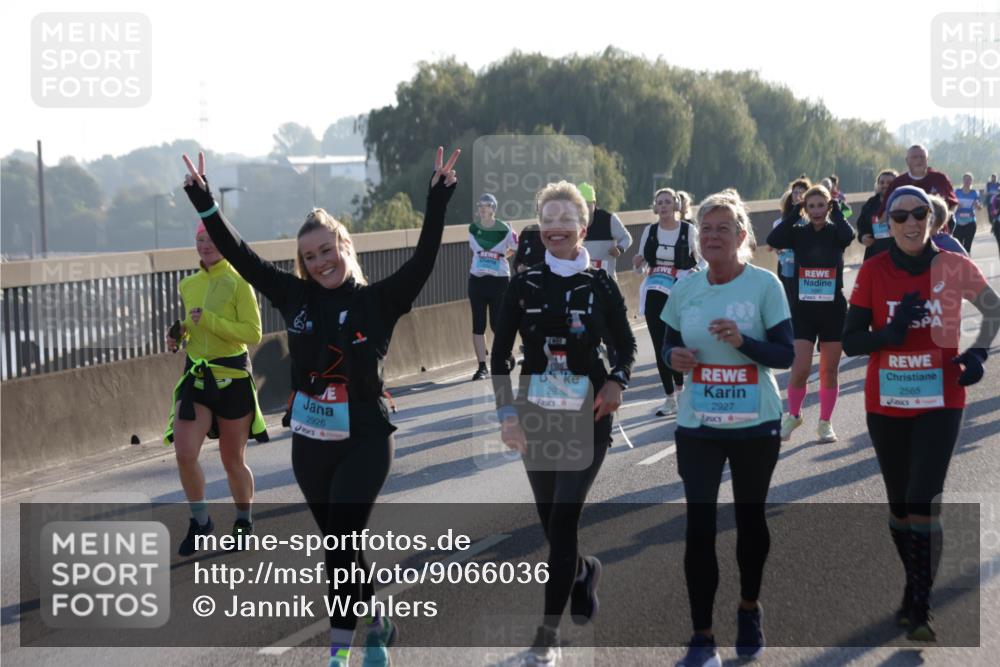 03.10.2025 - Köhlbrandbrückenlauf Jannik Wohlers http://msf.ph/oto/9066036 03.10.2025 09:27:01 Position 3 2926, 292, 2927, 2565 meine-sportfotos.de