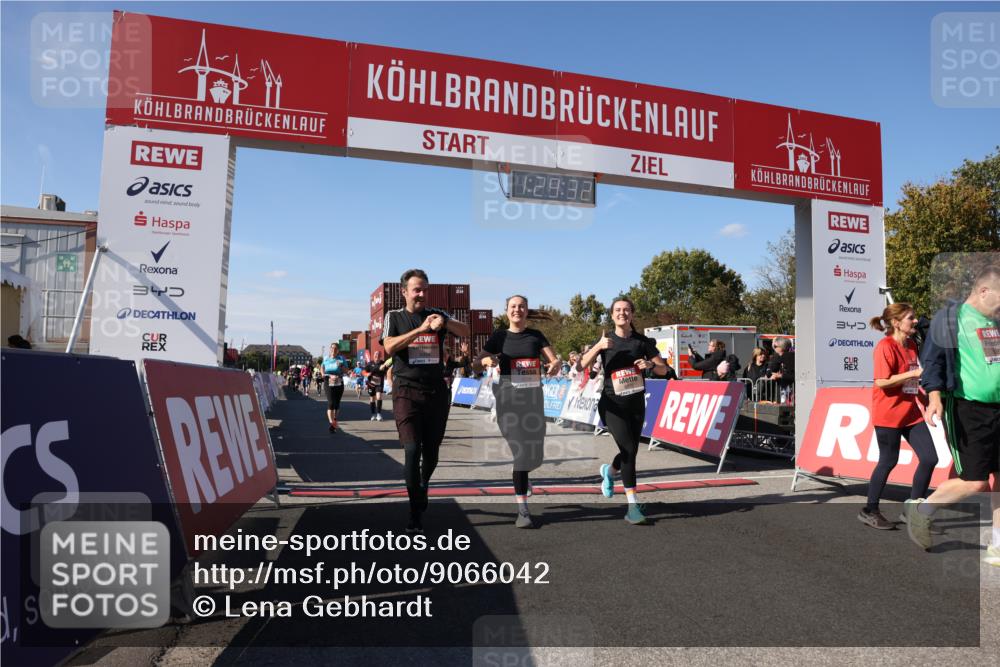 03.10.2025 - Köhlbrandbrückenlauf Lena Gebhardt http://msf.ph/oto/9066042 03.10.2025 13:29:33 Ziel 5340, 5366, 5470, 5482, 5514, 5601, 6093, 6156, 6215, 6334, 6335, 6336, 6351, 6387, 6439, 6539, 6543, 6554, 6555 meine-sportfotos.de