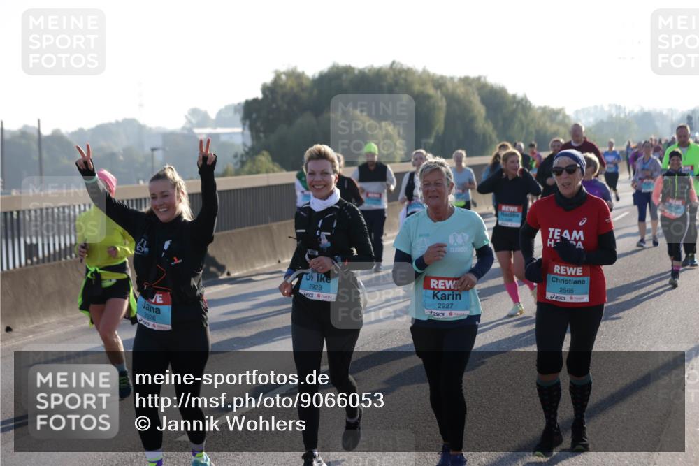 03.10.2025 - Köhlbrandbrückenlauf Jannik Wohlers http://msf.ph/oto/9066053 03.10.2025 09:27:01 Position 3 2926, 2928, 2927, 2565 meine-sportfotos.de
