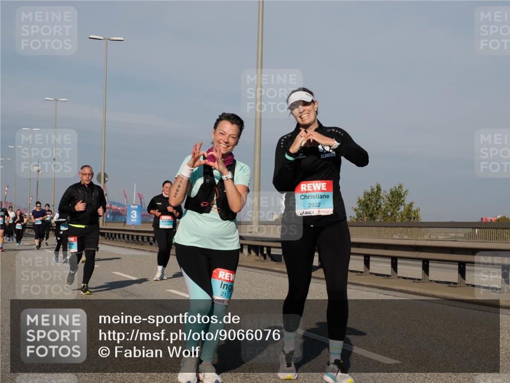 03.10.2025 - Köhlbrandbrückenlauf Fabian Wolf http://msf.ph/oto/9066076 03.10.2025 10:09:08 Position 3 217, 2922 meine-sportfotos.de
