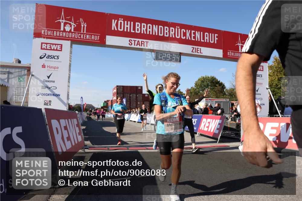 03.10.2025 - Köhlbrandbrückenlauf Lena Gebhardt http://msf.ph/oto/9066083 03.10.2025 13:29:35 Ziel 5340, 5470, 5482, 5514, 5601, 6093, 6156, 6215, 6334, 6335, 6336, 6351, 6387, 6439, 6539, 6543, 6554, 6555 meine-sportfotos.de