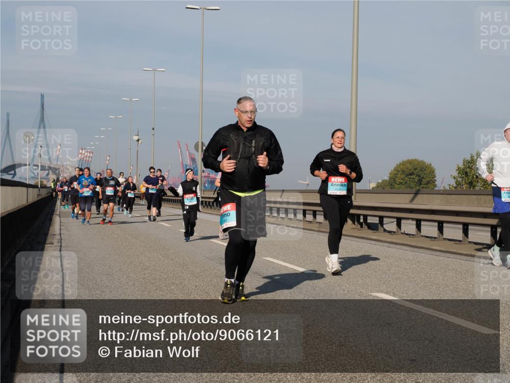 03.10.2025 - Köhlbrandbrückenlauf Fabian Wolf http://msf.ph/oto/9066121 03.10.2025 10:09:10 Position 3 1791 meine-sportfotos.de