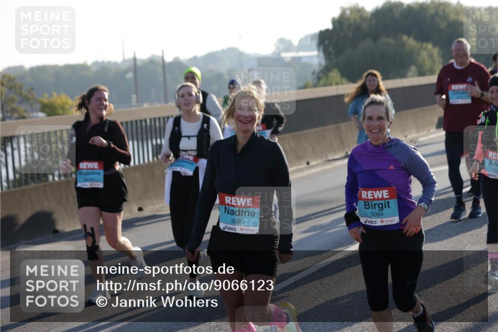03.10.2025 - Köhlbrandbrückenlauf Jannik Wohlers http://msf.ph/oto/9066123 03.10.2025 09:27:05 Position 3 3095, 3094, 192 meine-sportfotos.de