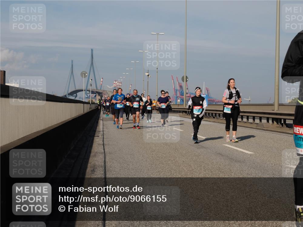 03.10.2025 - Köhlbrandbrückenlauf Fabian Wolf http://msf.ph/oto/9066155 03.10.2025 10:09:12 Position 3 1897, 1791 meine-sportfotos.de