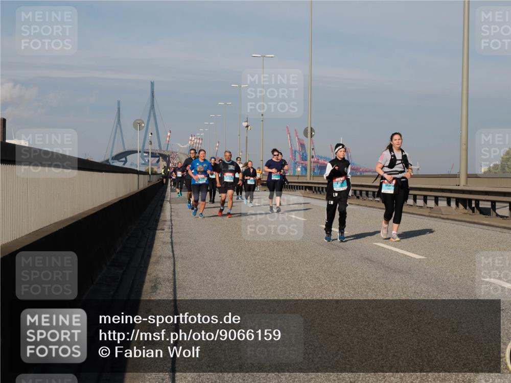 03.10.2025 - Köhlbrandbrückenlauf Fabian Wolf http://msf.ph/oto/9066159 03.10.2025 10:09:12 Position 3  meine-sportfotos.de