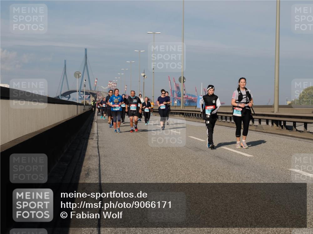 03.10.2025 - Köhlbrandbrückenlauf Fabian Wolf http://msf.ph/oto/9066171 03.10.2025 10:09:12 Position 3  meine-sportfotos.de