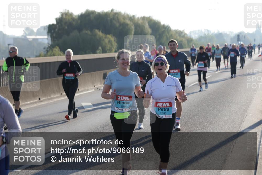 03.10.2025 - Köhlbrandbrückenlauf Jannik Wohlers http://msf.ph/oto/9066189 03.10.2025 09:27:09 Position 3 2894, 2895 meine-sportfotos.de