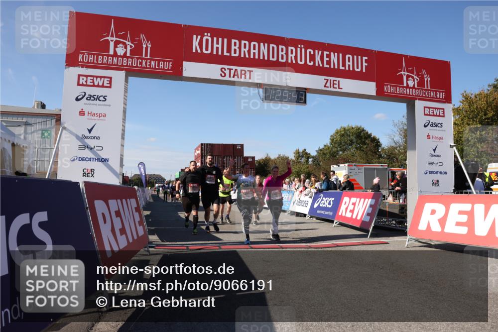 03.10.2025 - Köhlbrandbrückenlauf Lena Gebhardt http://msf.ph/oto/9066191 03.10.2025 13:29:43 Ziel 4629, 4660, 4720, 4733, 5119, 5120, 5260, 5333, 5482, 5574, 6093, 6215, 6387, 6439, 6543, 6554, 6555 meine-sportfotos.de