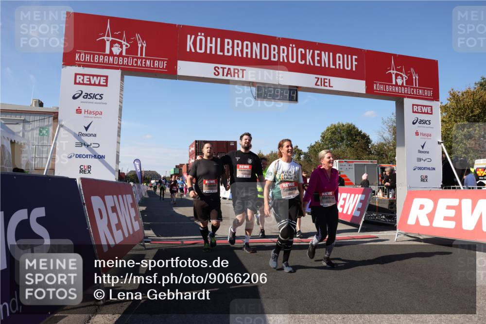 03.10.2025 - Köhlbrandbrückenlauf Lena Gebhardt http://msf.ph/oto/9066206 03.10.2025 13:29:44 Ziel 4629, 4660, 4714, 4720, 4733, 5119, 5120, 5260, 5333, 5482, 5574, 6066, 6093, 6215, 6439, 6543, 6555 meine-sportfotos.de