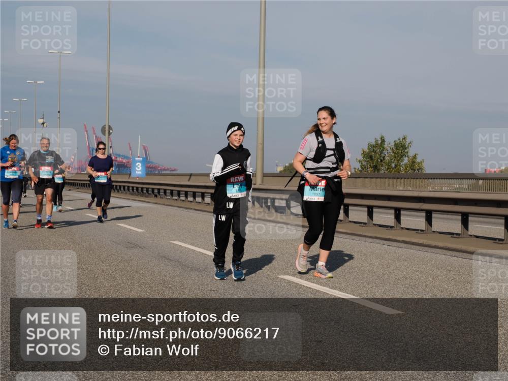 03.10.2025 - Köhlbrandbrückenlauf Fabian Wolf http://msf.ph/oto/9066217 03.10.2025 10:09:15 Position 3 1897 meine-sportfotos.de