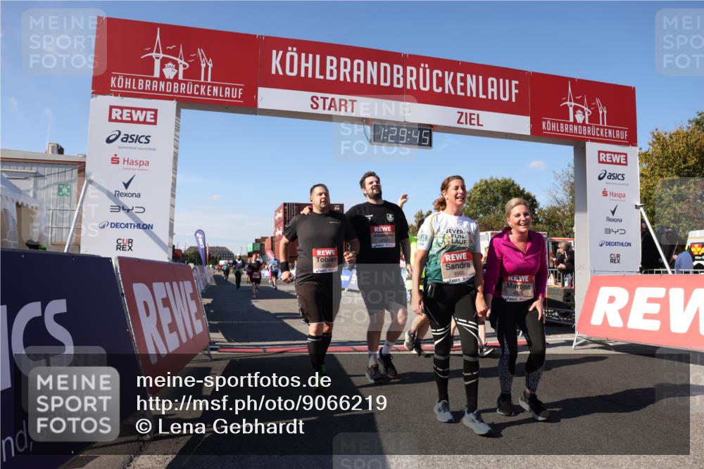 03.10.2025 - Köhlbrandbrückenlauf Lena Gebhardt http://msf.ph/oto/9066219 03.10.2025 13:29:45 Ziel 4629, 4660, 4714, 4720, 4733, 5119, 5120, 5260, 5333, 5482, 5574, 6066, 6093, 6215, 6439 meine-sportfotos.de