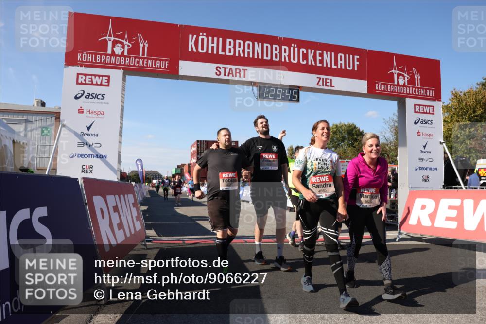 03.10.2025 - Köhlbrandbrückenlauf Lena Gebhardt http://msf.ph/oto/9066227 03.10.2025 13:29:45 Ziel 4629, 4660, 4714, 4720, 4733, 5119, 5120, 5260, 5333, 5482, 5574, 6066, 6093, 6215, 6439 meine-sportfotos.de