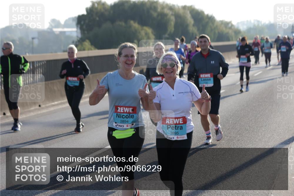03.10.2025 - Köhlbrandbrückenlauf Jannik Wohlers http://msf.ph/oto/9066229 03.10.2025 09:27:10 Position 3 2894, 2895 meine-sportfotos.de