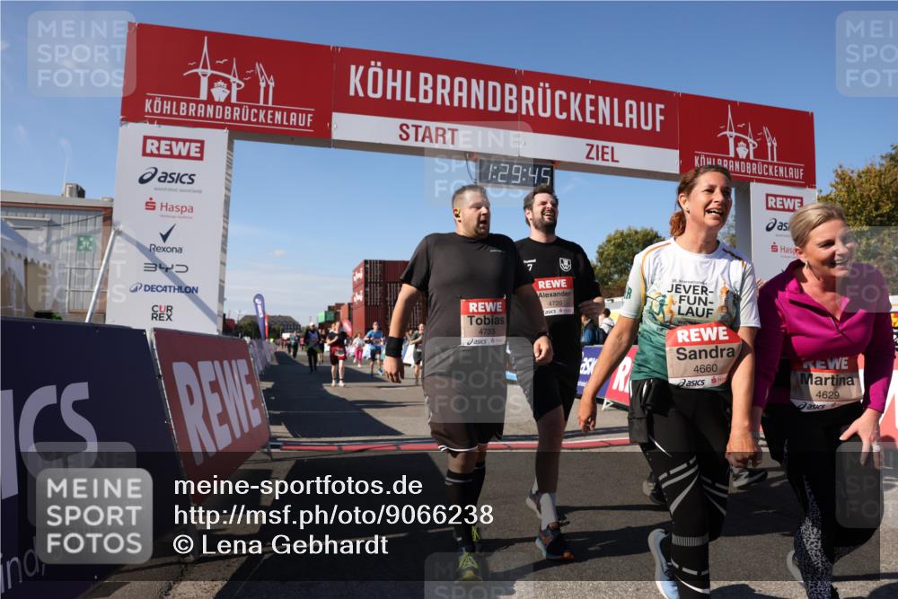 03.10.2025 - Köhlbrandbrückenlauf Lena Gebhardt http://msf.ph/oto/9066238 03.10.2025 13:29:46 Ziel 4629, 4660, 4714, 4720, 4733, 5119, 5120, 5260, 5333, 5482, 5574, 5944, 6066, 6093, 6215, 6439 meine-sportfotos.de