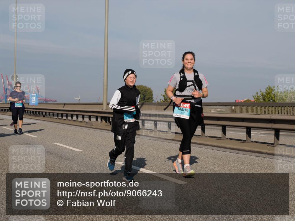 03.10.2025 - Köhlbrandbrückenlauf Fabian Wolf http://msf.ph/oto/9066243 03.10.2025 10:09:15 Position 3 3, 1897 meine-sportfotos.de
