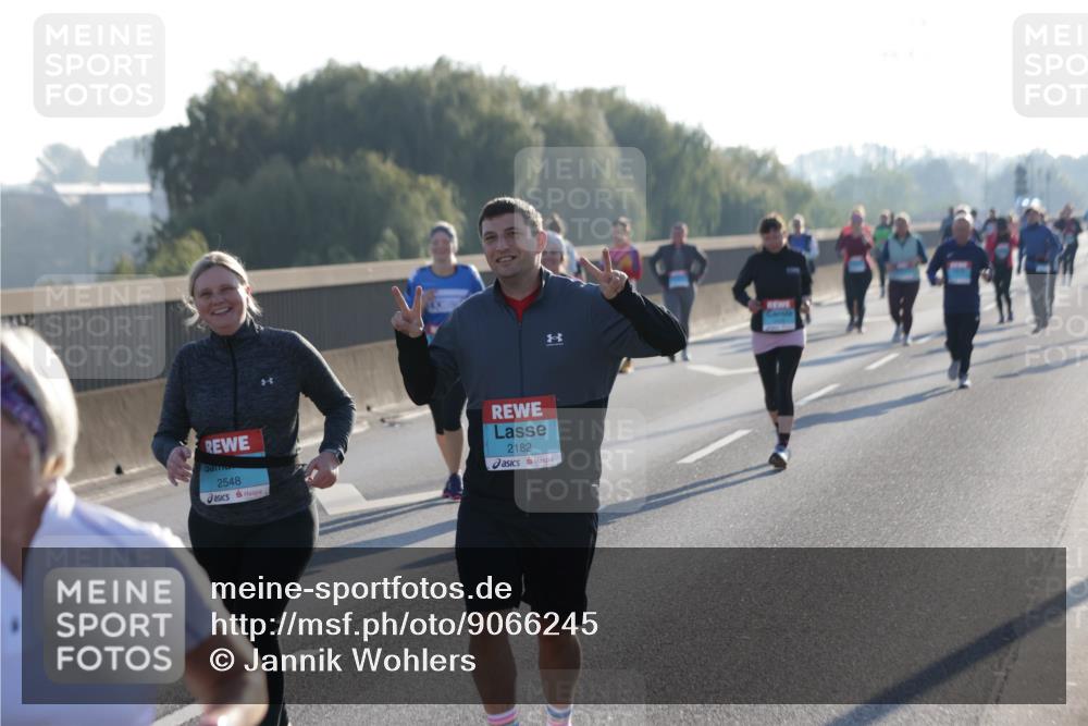 03.10.2025 - Köhlbrandbrückenlauf Jannik Wohlers http://msf.ph/oto/9066245 03.10.2025 09:27:11 Position 3 2548, 2182 meine-sportfotos.de