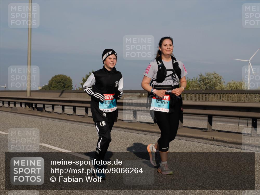 03.10.2025 - Köhlbrandbrückenlauf Fabian Wolf http://msf.ph/oto/9066264 03.10.2025 10:09:16 Position 3 1896, 1897 meine-sportfotos.de