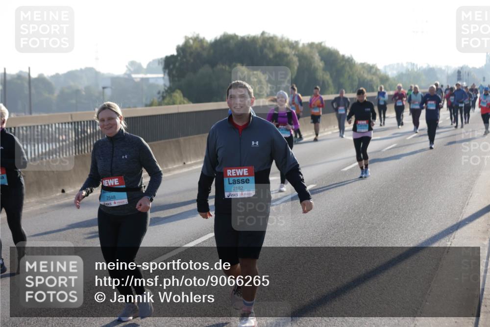 03.10.2025 - Köhlbrandbrückenlauf Jannik Wohlers http://msf.ph/oto/9066265 03.10.2025 09:27:12 Position 3 2548, 2182 meine-sportfotos.de