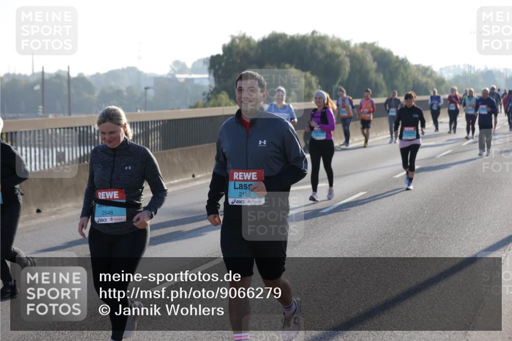 03.10.2025 - Köhlbrandbrückenlauf Jannik Wohlers http://msf.ph/oto/9066279 03.10.2025 09:27:12 Position 3 2548, 2182 meine-sportfotos.de