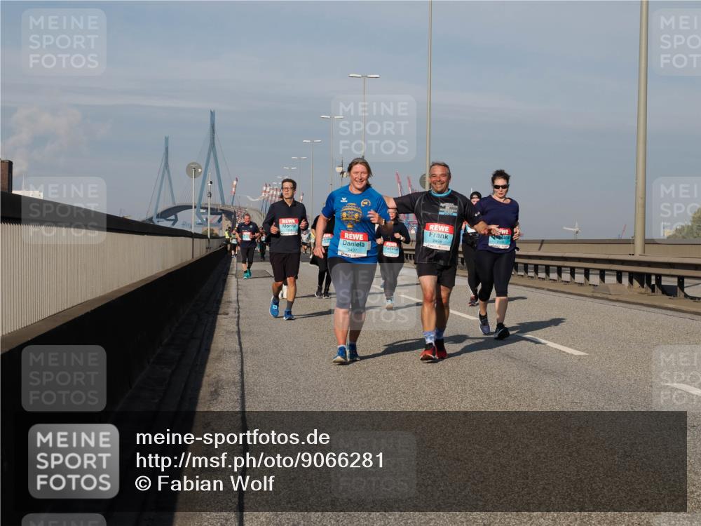 03.10.2025 - Köhlbrandbrückenlauf Fabian Wolf http://msf.ph/oto/9066281 03.10.2025 10:09:18 Position 3 1358, 2497, 2498 meine-sportfotos.de