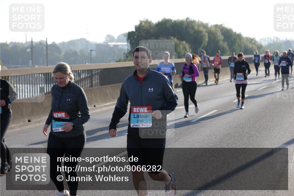 03.10.2025 - Köhlbrandbrückenlauf Jannik Wohlers http://msf.ph/oto/9066282 03.10.2025 09:27:12 Position 3 2548, 2182 meine-sportfotos.de