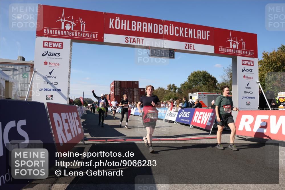 03.10.2025 - Köhlbrandbrückenlauf Lena Gebhardt http://msf.ph/oto/9066283 03.10.2025 13:29:50 Ziel 4629, 4660, 4714, 4720, 4733, 4825, 5119, 5120, 5260, 5333, 5574, 5587, 5621, 5930, 5944, 6066, 6234, 6698 meine-sportfotos.de