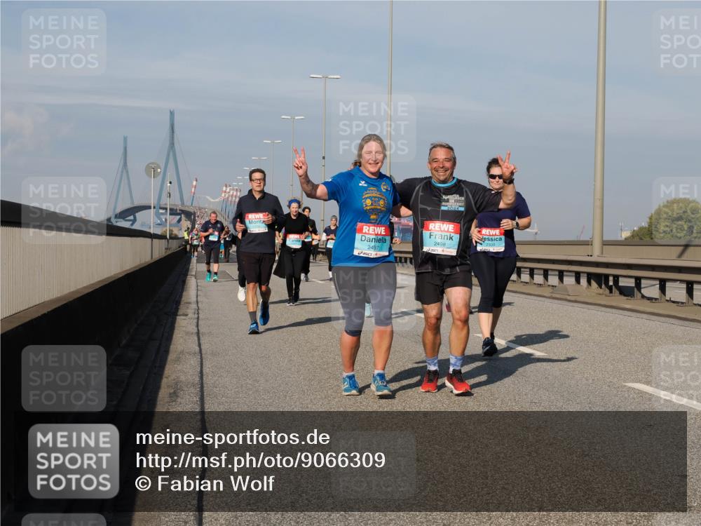 03.10.2025 - Köhlbrandbrückenlauf Fabian Wolf http://msf.ph/oto/9066309 03.10.2025 10:09:19 Position 3 2024, 2497, 2498, 2339 meine-sportfotos.de