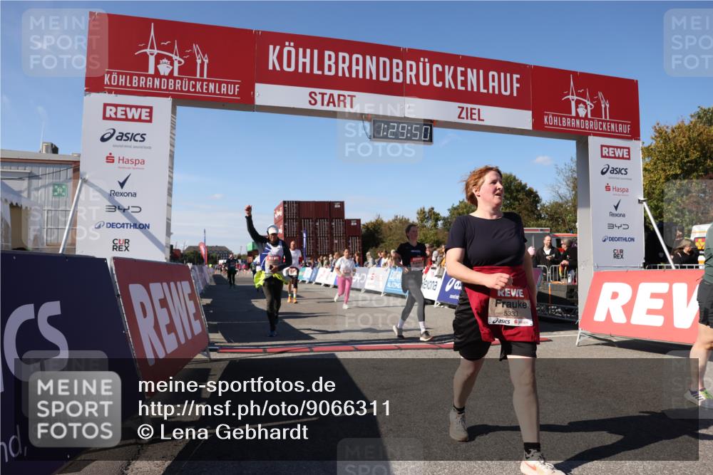 03.10.2025 - Köhlbrandbrückenlauf Lena Gebhardt http://msf.ph/oto/9066311 03.10.2025 13:29:51 Ziel 4629, 4660, 4714, 4720, 4733, 4825, 5119, 5120, 5260, 5333, 5574, 5587, 5621, 5930, 5944, 6066, 6234, 6570, 6698 meine-sportfotos.de