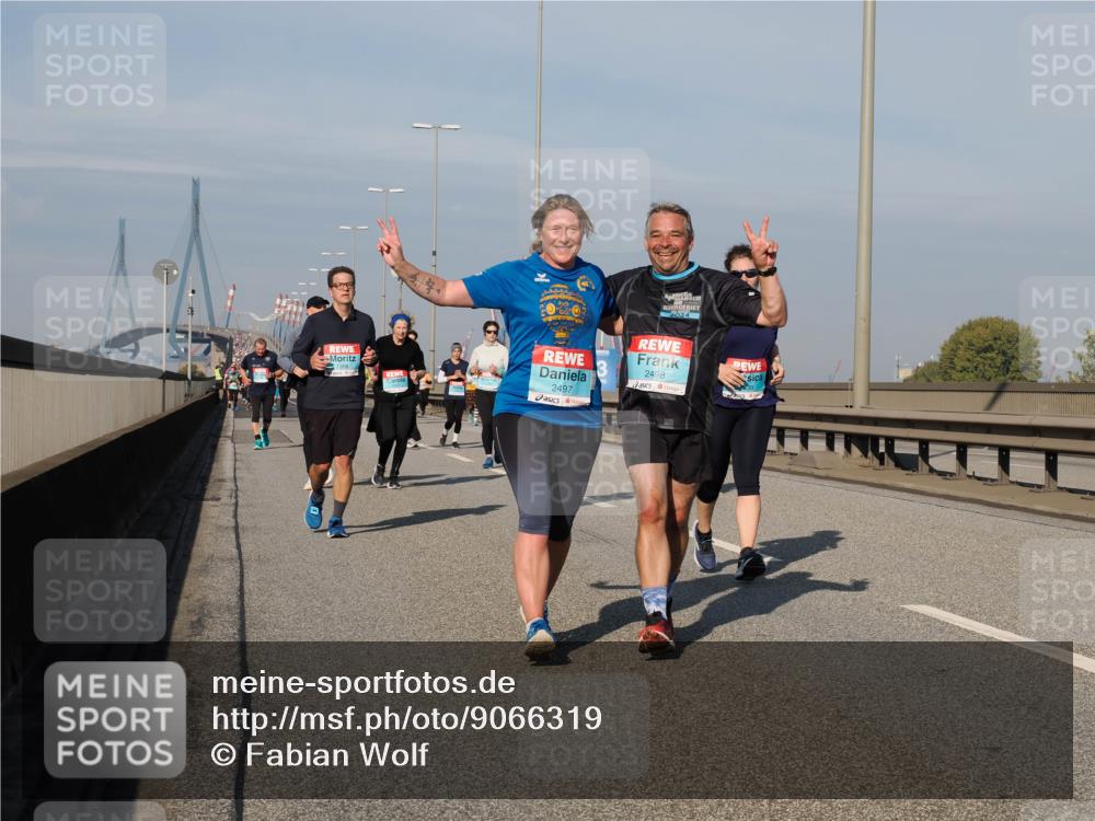 03.10.2025 - Köhlbrandbrückenlauf Fabian Wolf http://msf.ph/oto/9066319 03.10.2025 10:09:19 Position 3 2024, 2497, 2498 meine-sportfotos.de
