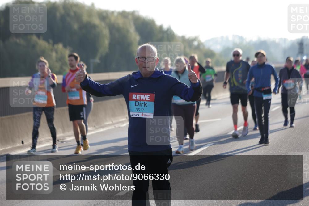 03.10.2025 - Köhlbrandbrückenlauf Jannik Wohlers http://msf.ph/oto/9066330 03.10.2025 09:27:19 Position 3 3517 meine-sportfotos.de